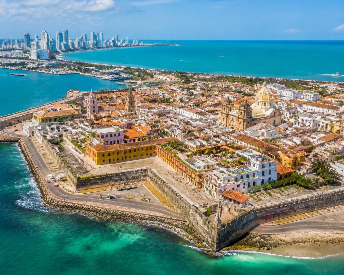 découvrez notre guide complet pour voyager en colombie, incluant les incontournables bogotá, medellín et carthagène, avec conseils pratiques et idées d'itinéraires.