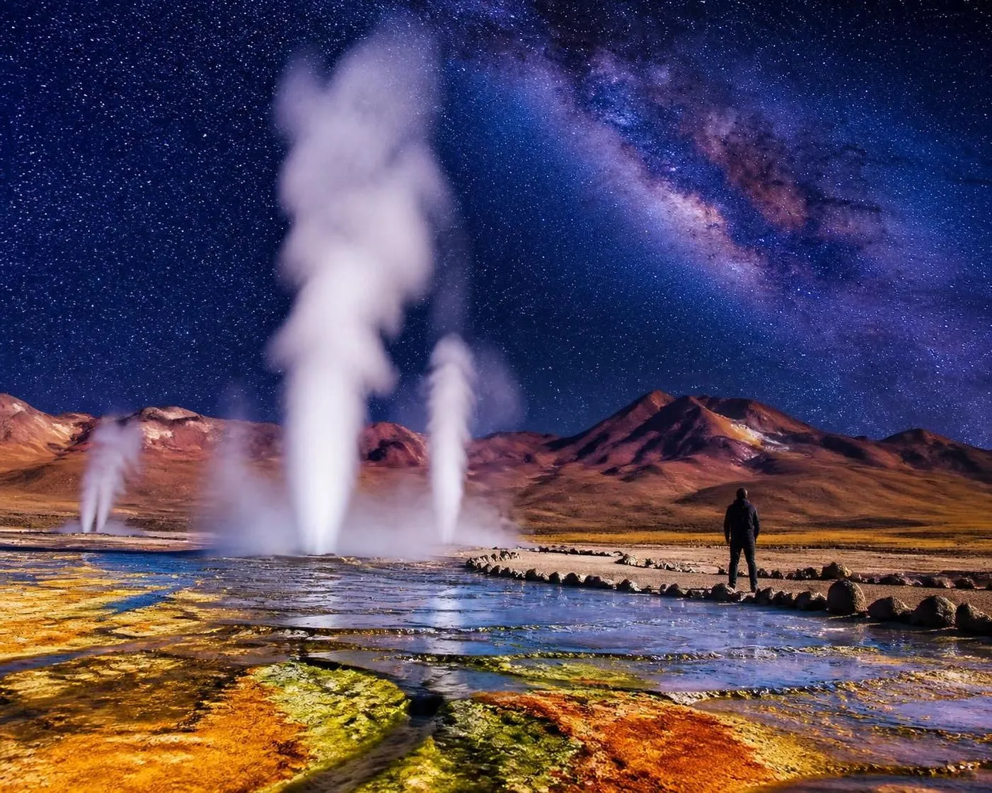 découvrez le chili à travers un guide complet couvrant le désert d'atacama, les majestueuses torres del paine et la vibrante ville de santiago. préparez votre voyage parfait avec nos conseils et itinéraires incontournables.